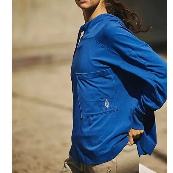 Free People Movement Size MEDIUM Hot Shot Hooded Layer Pullover Top NWT - Picture 2 of 4